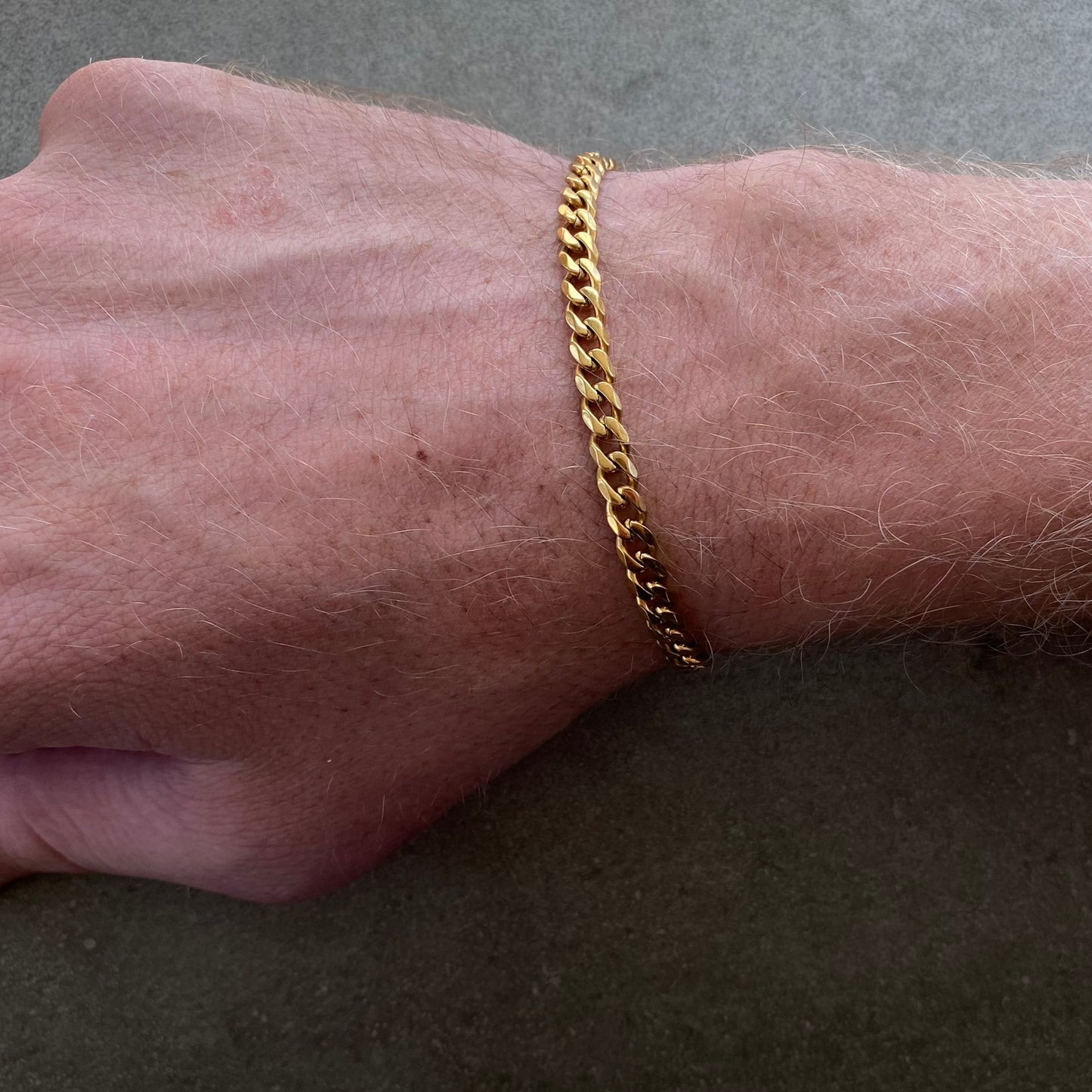 The Manhattan Bracelet In Gold